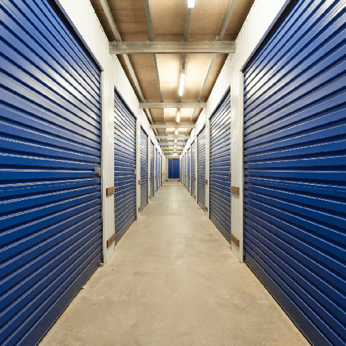 Blauwe garageboxen