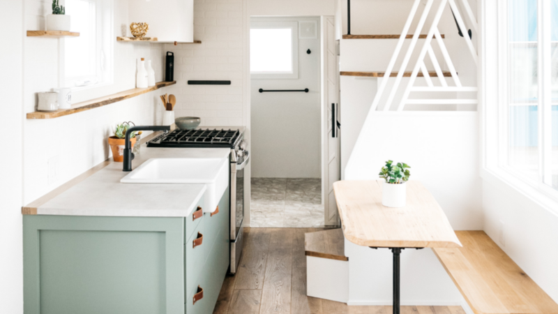 tiny-house-interior-white-warm